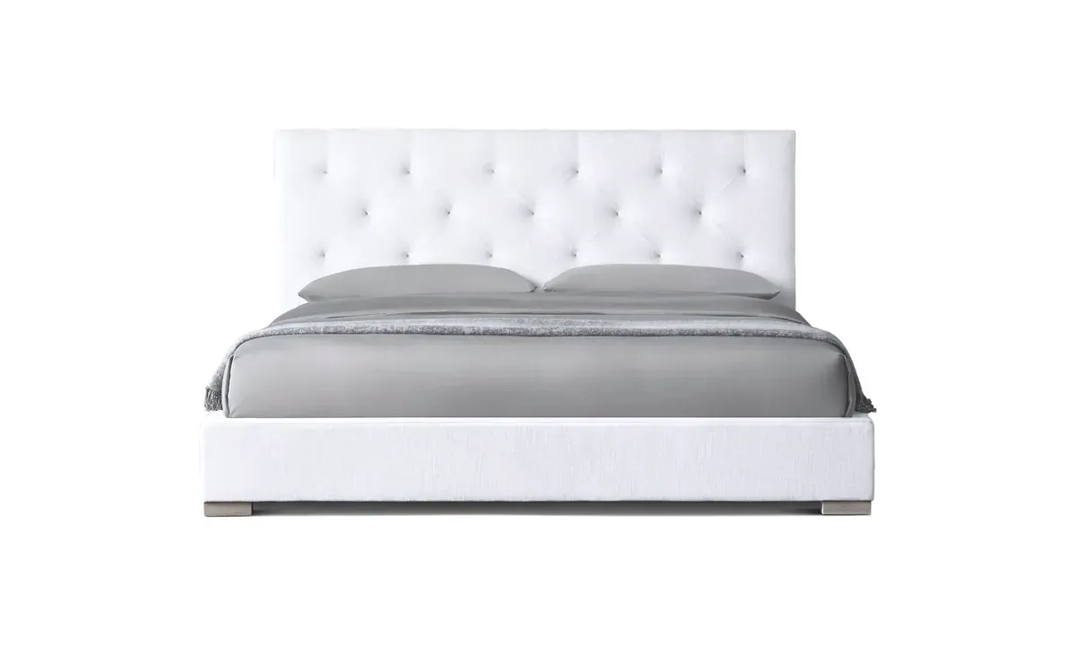 Modena Diamond-Tufted Panel Platform Bed bed